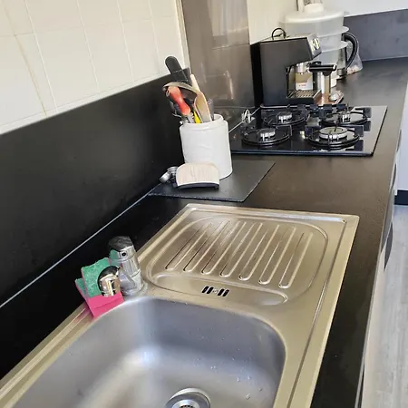 Tres Grande Climatisee Plein Centre Avec Balcon 3*
